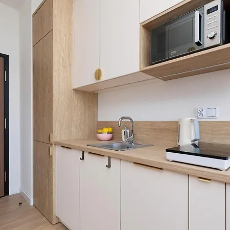 Rent Like - Bel Mare F527