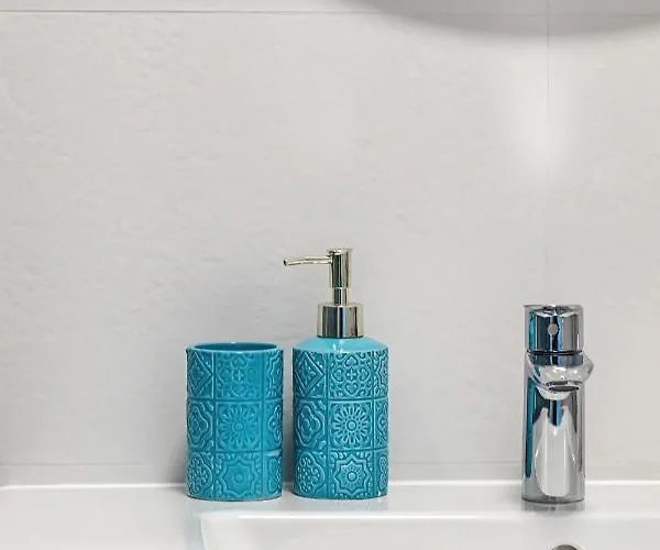 Rent Like - Bel Mare F527 *